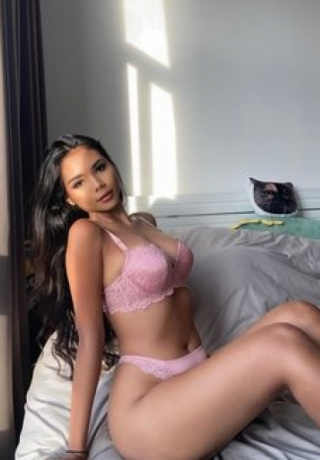 Leona. 0